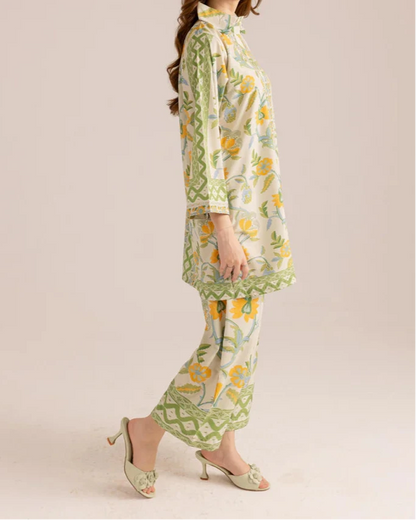 Graceful Green Floral Printed 2-Piece Suit | Ws16